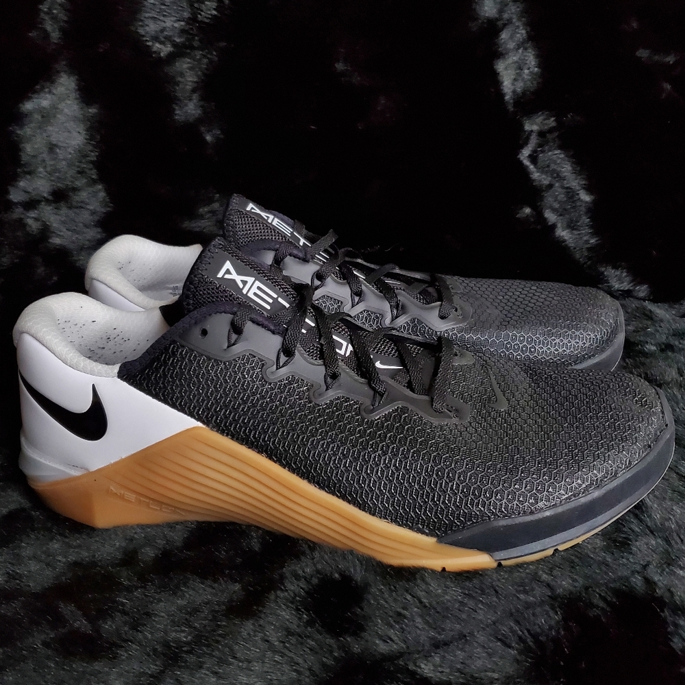 Men's Nike Metcon 5 size 12
